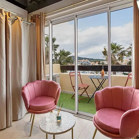 La Feline - Port Nature *